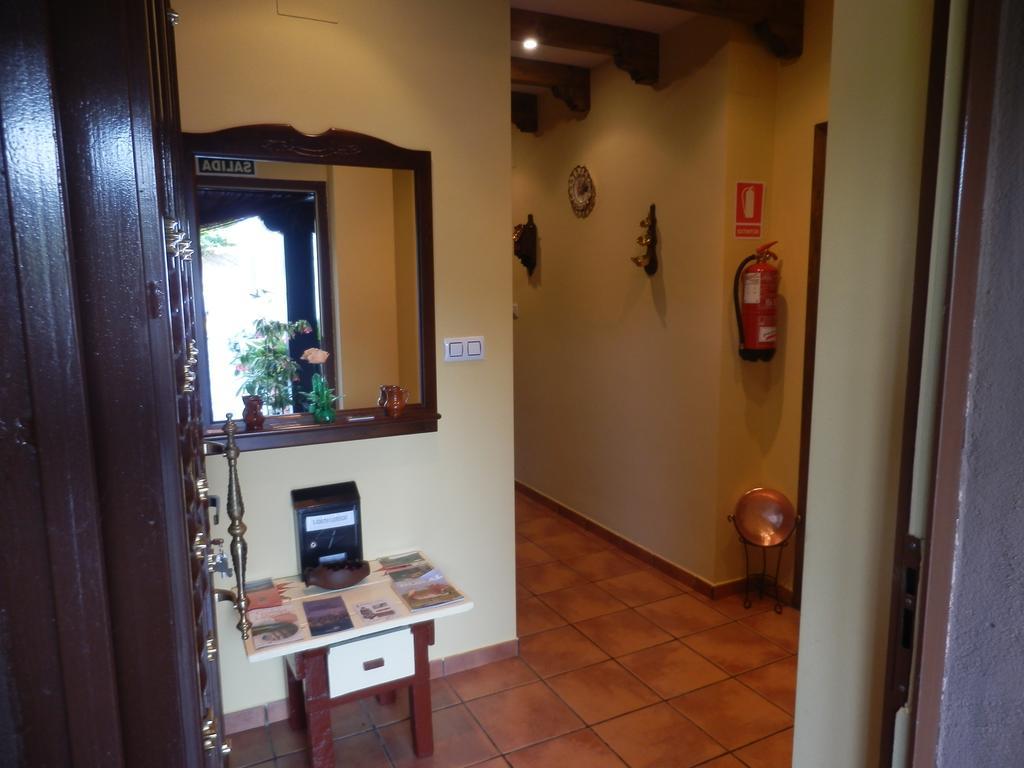 Casa Rural Los Olivos Sotoserrano Kültér fotó